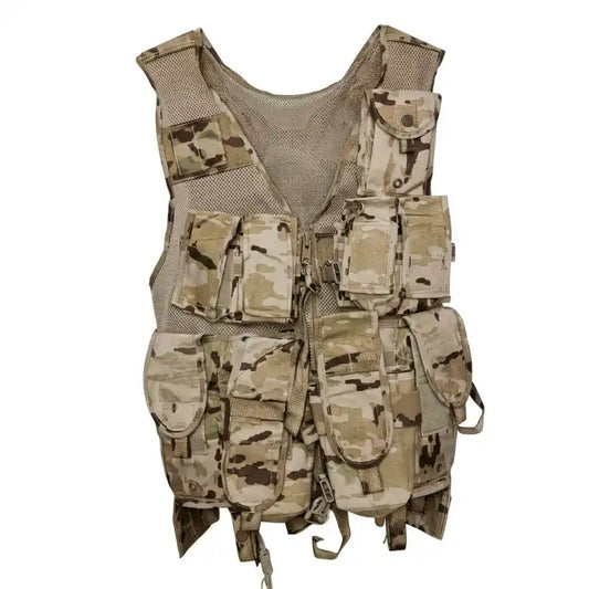 Chaleco táctico con bolsillos y parches, diseño camuflaje y correas ajustables
