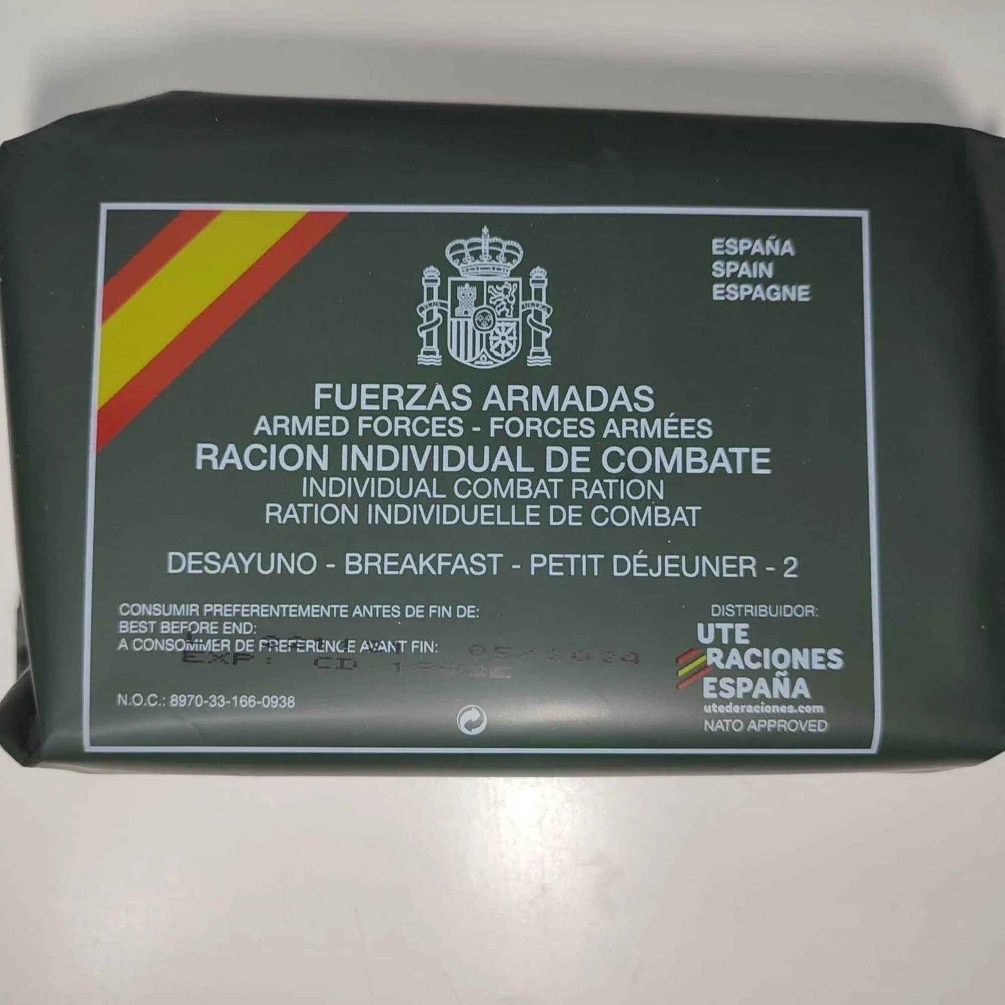 Bolsa MRE de desayuno con etiqueta Fuerzas Armadas y texto multilingüe España