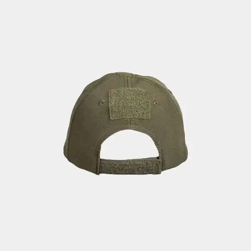 Gorra militar softshell MIL-TEC verde oliva, vista trasera abierta con banda