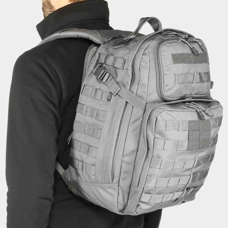 Mochila táctica 37L RUSH-24 2.0 gris con panel MOLLE y compartimentos con cierre