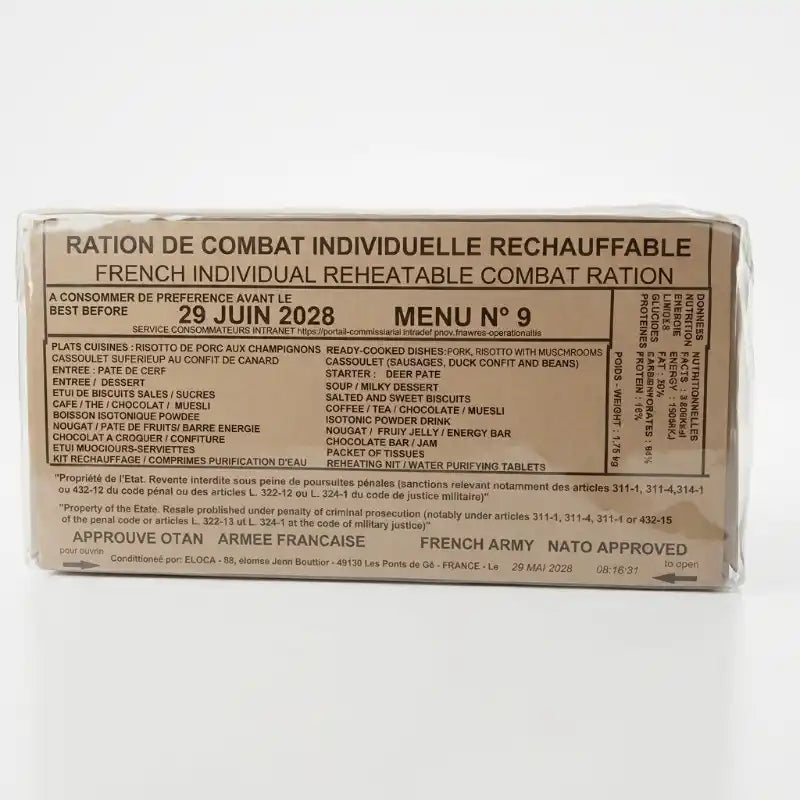 Ración militar francesa, caja marrón con etiqueta Menú N.º 9 y 29 junio 2028.