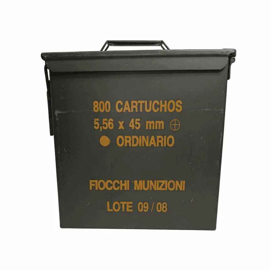 Caja de munición estanca negra con asa y texto frontal 800 cartuchos, 5,56x45