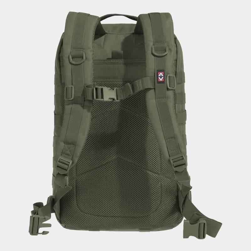 Mochila táctica verde con panel trasero acolchado y malla transpirable.