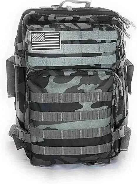Mochila táctica camuflaje gris con parche de bandera y paneles acolchados frontales